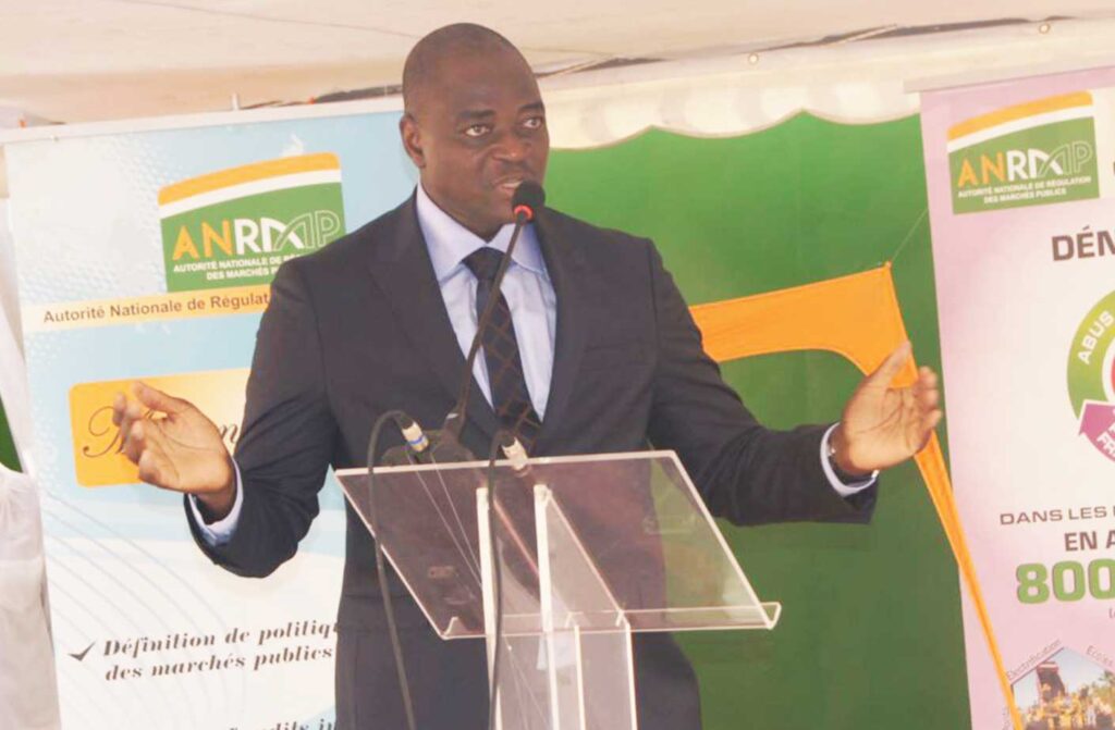 Cérémonie de remise de véhicules au DGBF – 10 décembre 2013 à 15h