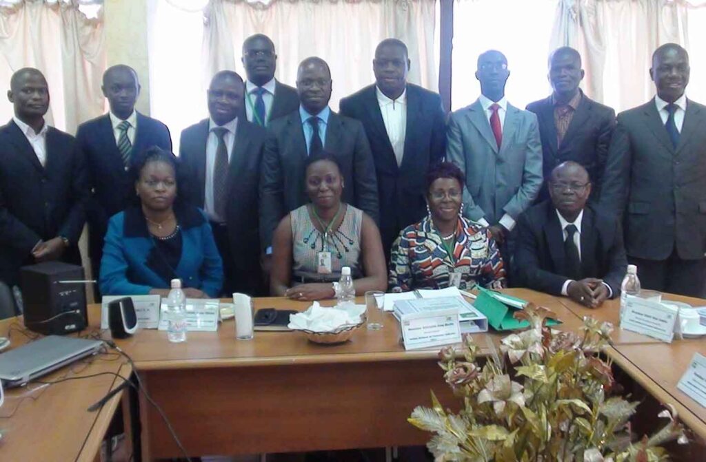 L’ANRMP forme les Cadres de l’Institut National de Formation Judiciaire (INFJ) aux procédures de régulation des marchés publics – jeudi 09 août 2012