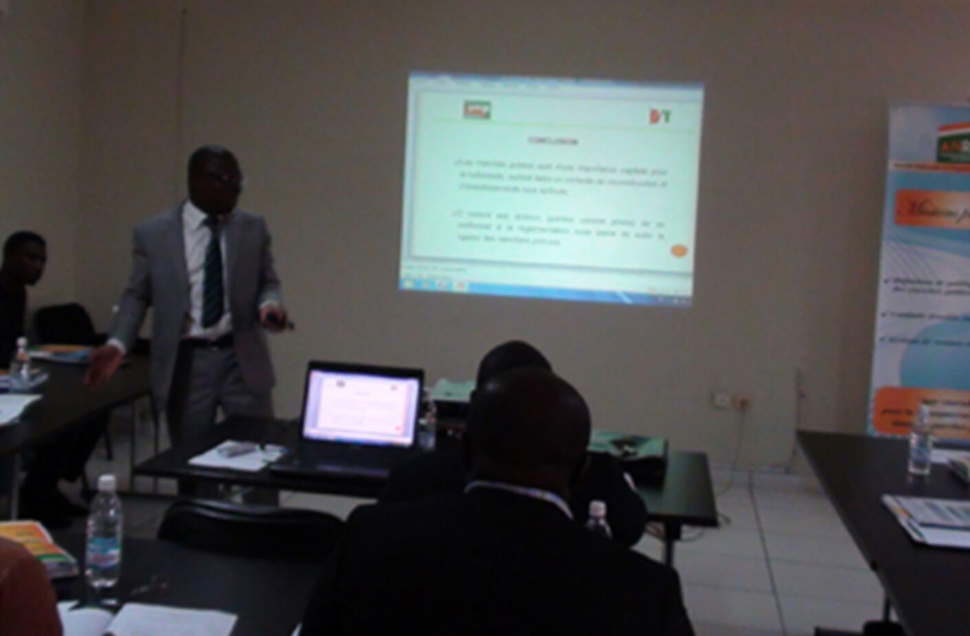 Les PME membres de la chambre de commerce et d’industrie de cote d’ivoire (CCI CI) renforcent leurs capacités dans le montage d’une offre financière – 15 Octobre 2014