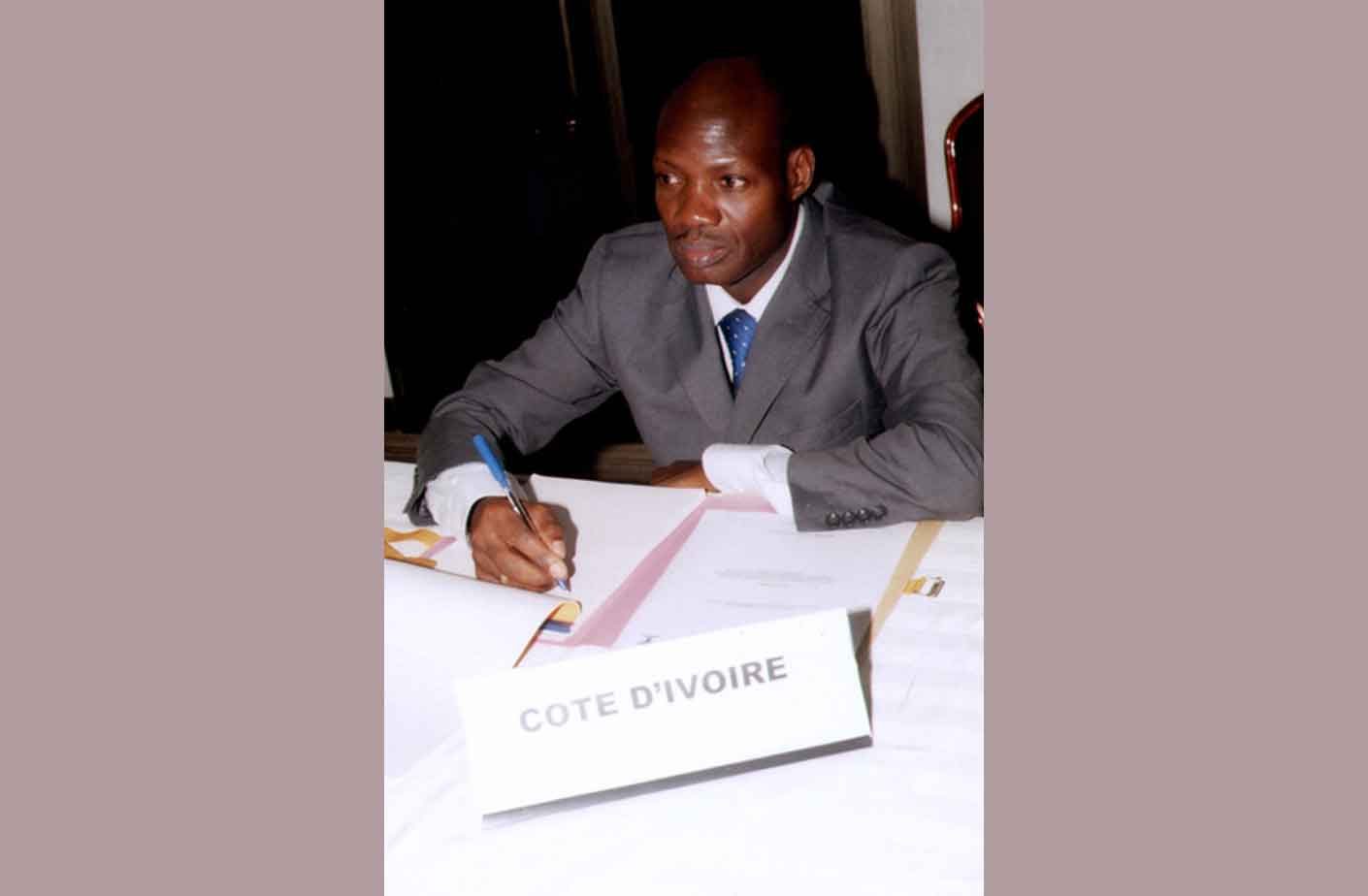 05-28-nov-au-02-dec-2011