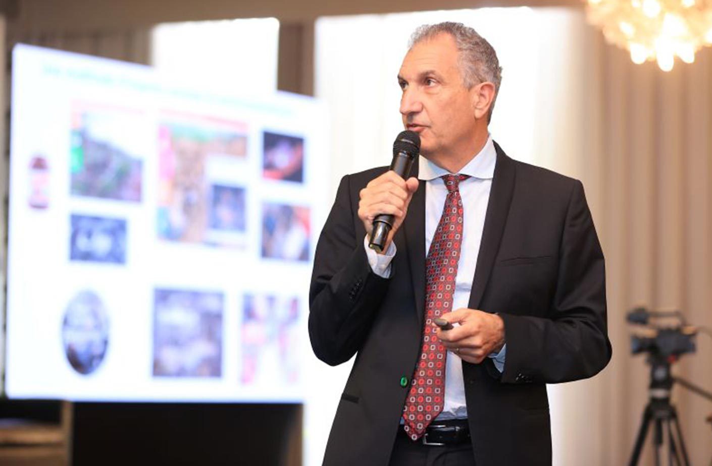 12-racop-tag-abidjan-j1-panel1-2