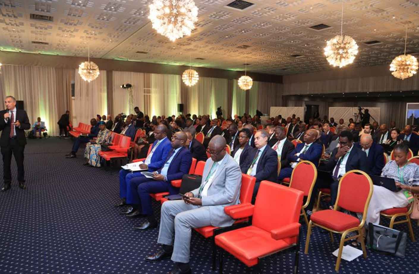 16-racop-tag-abidjan-j1-panel1-2